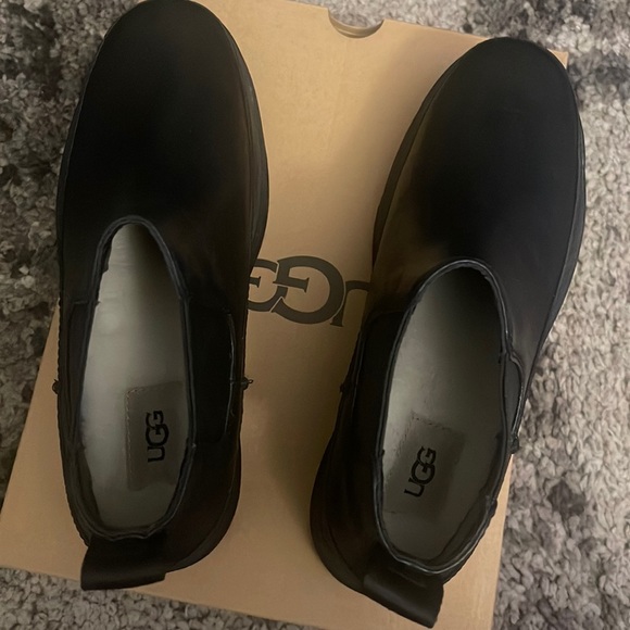 NIB UGG Merina Waterproof Leather Platform
Boots - Picture 12 of 17